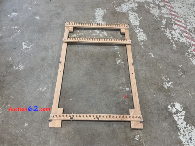 Lot 44-1585t - Libbydale Looms Weaving Loom - Adjustable Frame, Peg Design See All Photo's Not Tested