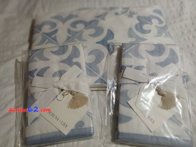 Lot 44-2105b - Brand new never used Serena and Lily King size duvet and 2 matching pillow shams.  See photos. Appears New, A basic inspection has been give...