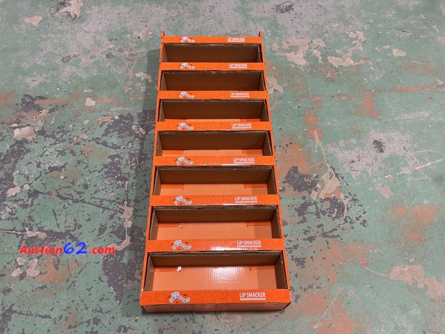 Lot 44-4019j - display case. DIY projects, collections, show and tell E-Commerce Return, A basic inspection has been given to this item. Sold AS-IS. See Al...