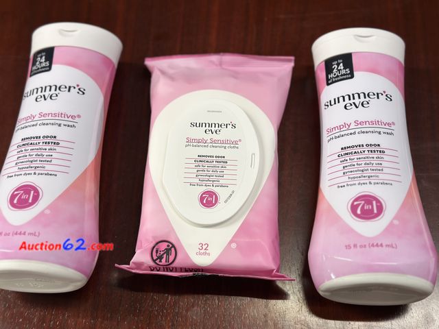 Lot 44-7572b - Lot of 3 summers eve simply sensitive wash and cleansing pads. NEW. See All Photo's Not Tested Never opened, Factory Sealed