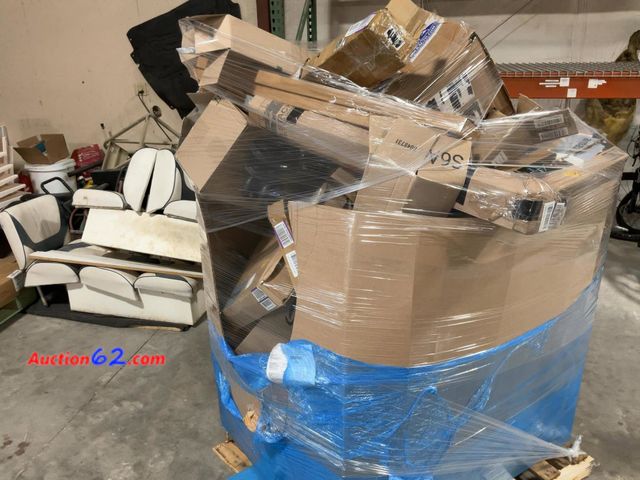 Lot 44-384M - Salvage Pallet- Assorted Warehouse Pallet Lot with Boat Seating and Mixed Goods Appears New, A basic inspection has been given to this item....