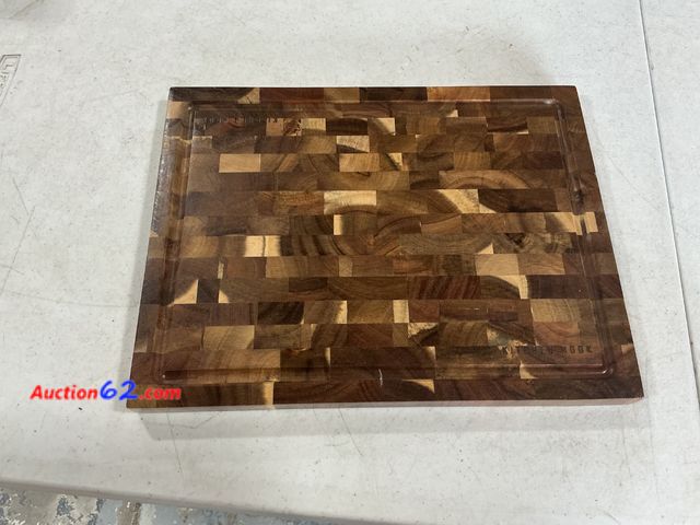 Lot 44-1167j - Kitchen Nook Wooden Cutting Board Not Tested Appears New, A basic inspection has been given to this item. Sold AS-IS.