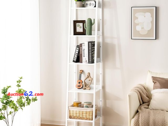 Lot 44-6978p - Yoobure Ladder Shelf, 5 Tier Tall Ladder Bookshelf Corner Shelf Appears New, A basic inspection has been given to this item. Sold AS-IS.