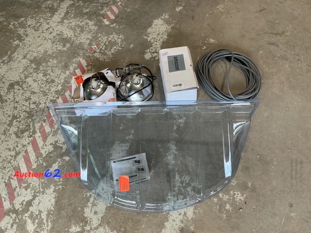 Lot 44-699g - Mix lot of Miscellaneous items  E-Commerce Return, A basic inspection has been given to this item. Sold AS-IS. See All Photo's Not Tested