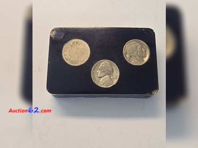 Lot 44-8387u - SET OF THREE (3) NICKELS (LIBERTY HEAD "V", BUFFALO, &amp; JEFFERSON) IN A LUCITE HOLDER! GREAT DISPLAY PIECE FOR ALL YOU COLLECTORS OUT THE...