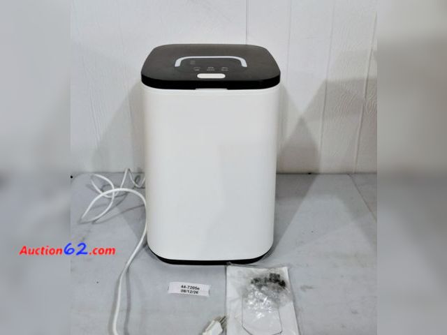 Lot 44-7205e - Di'Aroma Luxury tower warmer bucket for bathroom - extra large 26L Appears New, A basic inspection has been given to this item. Sold AS-IS.
