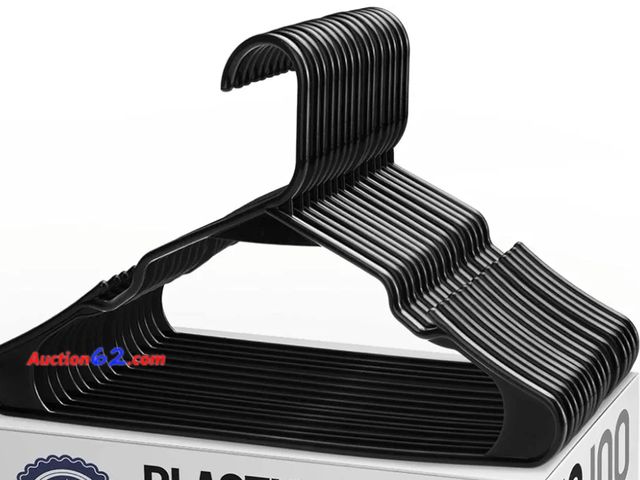 Lot 44-6972g - Made in USA Black Plastic Hangers 50 Pack – Clothes Hangers Plastic with Notches Appears New