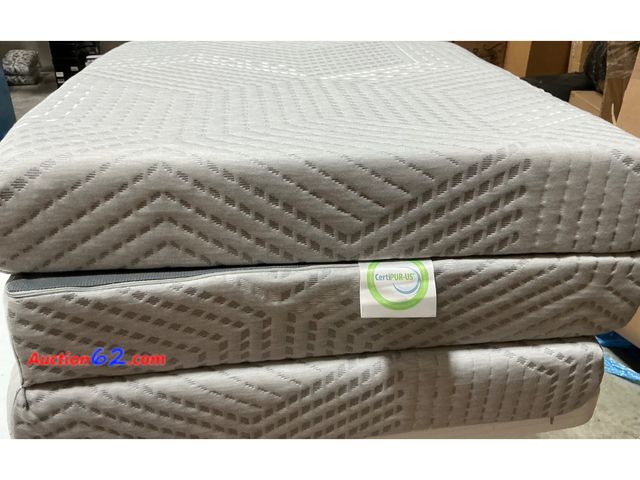 Lot 44-202a - CertiPUR-US Certified Foam Mattress Topper See All Photo's E-Commerce Return, A basic inspection has been given to this item. Sold AS-IS.