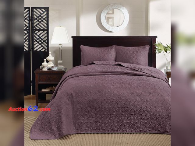 Lot 44-4000w - Madison Park Quebec Reversible Damask Design, Double Sided Quilting All Season, Lightweight Coverlet Bedspread Bedding Set, Matching Shams, ...