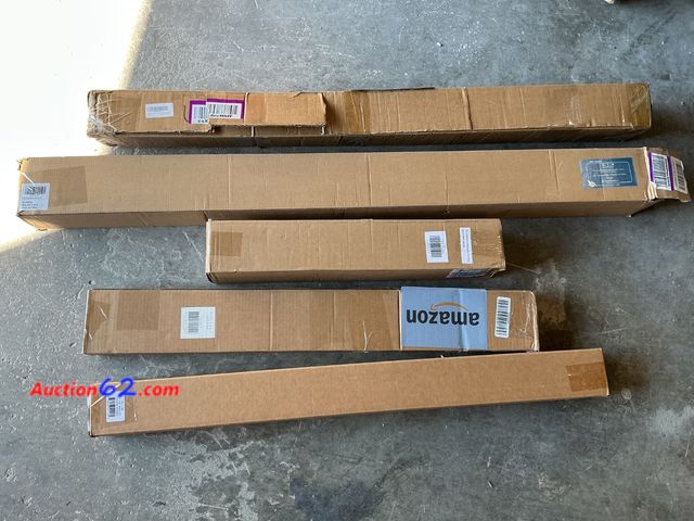 Lot 44-4012m - Mix lot of blinds -Various Sizes E-Commerce Return, A basic inspection has been given to this item. Sold AS-IS. See All Photo's