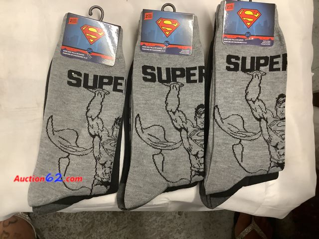 Lot 44-6077e - Superman Long Socks, Size: Adult 6-12 Appears New, A basic inspection has been given to this item. Sold AS-IS. See All Photo's Not Tested Ne...