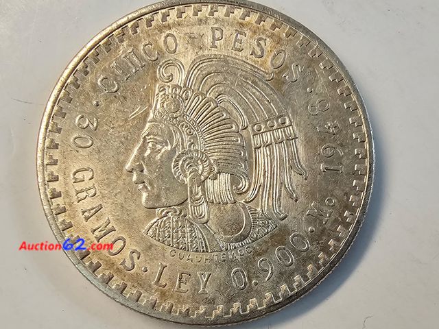 Lot 44-8364w - 1948 CINCO PESOS LARGE SILVER COIN. HAS 0.8681 TROY OUNCES OF SILVER. SILVER IS NOW OVER $50 AND OUNCE!-T