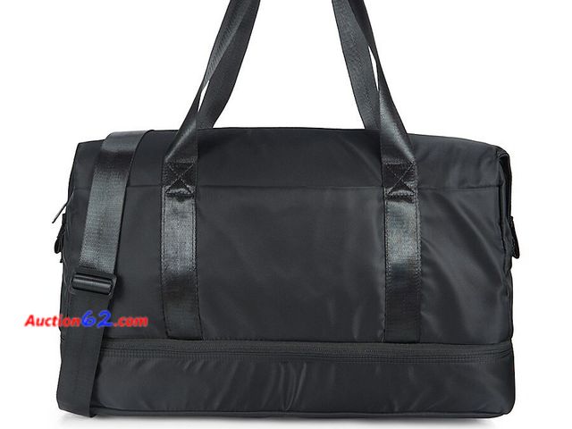 Lot 44-1560b - Mytagalongs Toronto Weekender Duffel Bag - Black See All Photo's Appears New, A basic inspection has been given to this item. Sold AS-IS. No...