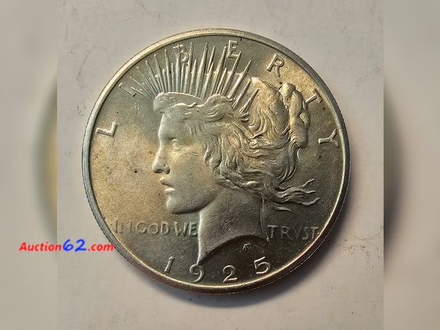 Lot 44-8326q - 1925 LIBERTY HEAD 90% SILVER PEACE DOLLAR. BRILLIANT UNCIRCULATED. MINTED IN PHILADELPHIA.-NT