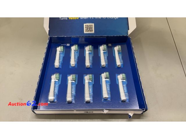 Lot 44-1718j - Oral-B CrossAction Replacement Brush Heads 10-Count Not Tested See All Photo's Appears New, A basic inspection has been given to this item. ...