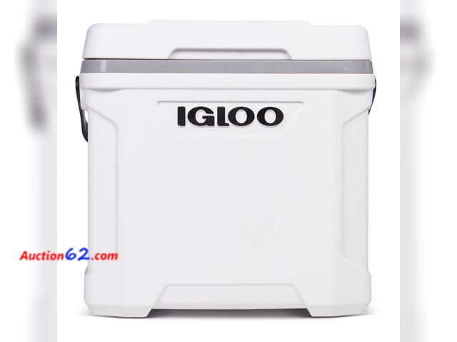 Lot 44-244b - Retail of $41-Igloo Latitude Marine Ultra 30 Quart Cooler - White E-Commerce Return, A basic inspection has been given to this item. Sold AS...