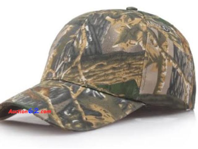 Lot 44-988p - Lot of (1) Velcro Back Camouflage Ball Cap Appears New, A basic inspection has been given to this item. Sold AS-IS. See All Photo's Not Test...