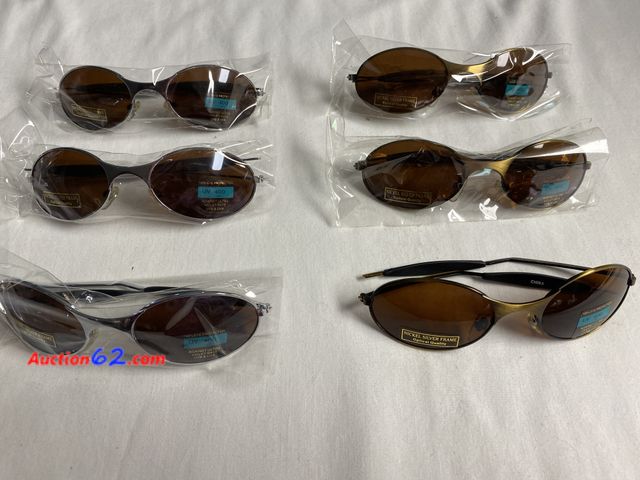 Lot 44-2019i - New. 6 pairs youth sunglasses unisex sunglasses. Nickel Silver Optical Quality. 100% Eye Protection Against Ultraviolet Rays UVB &amp; UVA. ...