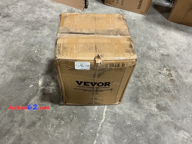 Lot 44-155j - $150 Retail price - VEVOR 5 Gal Vacuum Chamber Appears New, A basic inspection has been given to this item. Sold AS-IS.