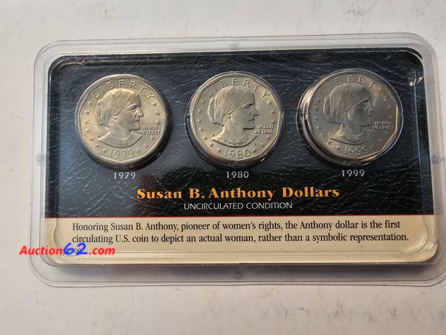 Lot 44-8325q - 3 COIN BRILLIANT UNCIRCULATED SUSAN B. ANTHONY DOLLAR SET WITH 1979, 1980 AND 1999 DOLLARS. IN SEALED LITTLETON COIN CO PACKAGING.-NT
