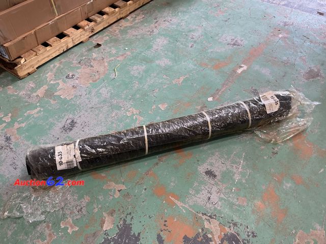 Lot 44-787b - Retail value $140- HD Bed Mat for 2017-c F250 F350 Superduty 6.5 ft.- Ripped E-Commerce Return, A basic inspection has been given to this it...