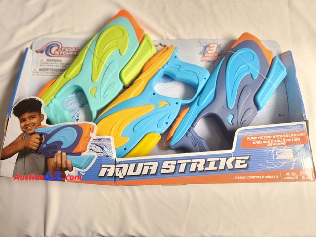 Lot 44-2019w - Aqua Strike 3 pack pump action water blasting, load water tank in seconds, up to 30 feet spray not for children under 3 yrs of age. Do not h...