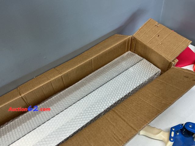 Lot 44-2691 - Lot of Aluminum Extrusion Profiles - Industrial Components Appears New, A basic inspection has been given to this item. Sold AS-IS. Not Test...