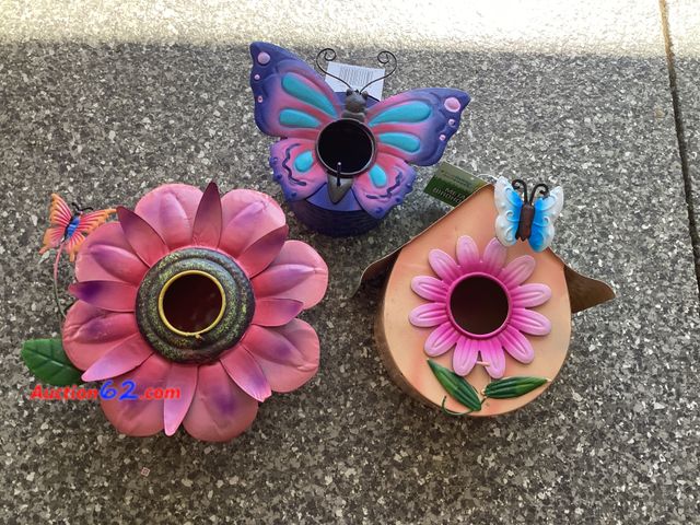 Lot 44-7742j - Lot of (3) metal bird houses.  Appears New, A basic inspection has been given to this item. Sold AS-IS. See All Photo's