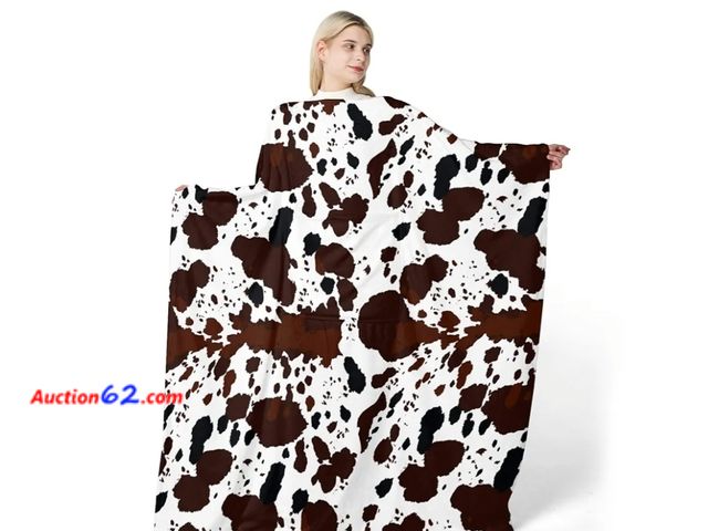 Lot 44-6769z - Dseophto Oversized Wearable Blanket Flannel Sherpa Fleece Giant Snuggy with Sleeves and Giant Pocket with pillow Appears New