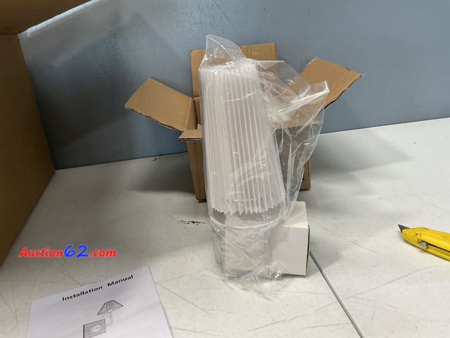 Lot 44-2997e - New Pleated Lampshade Replacement Shade Appears New, A basic inspection has been given to this item. Sold AS-IS. See All Photo's Not Tested