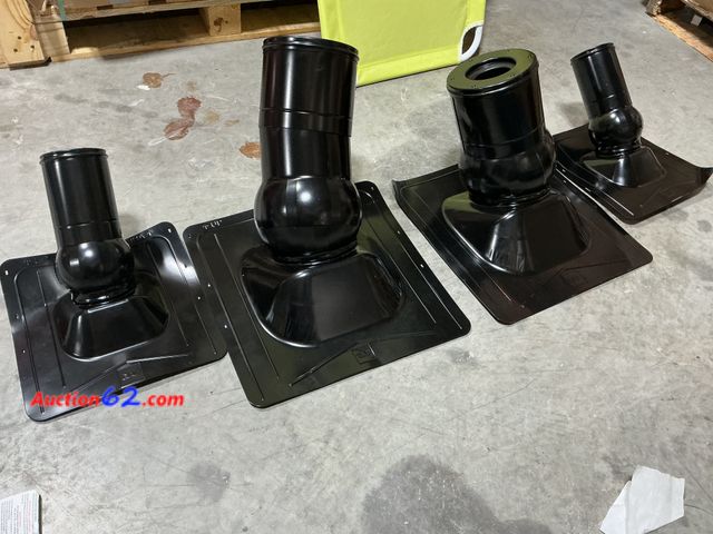 Lot 44-161w - Lot of (4) Pivot Pipe Boot Flashing Galvanized in Black E-Commerce Return, A basic inspection has been given to this item. Sold AS-IS.
