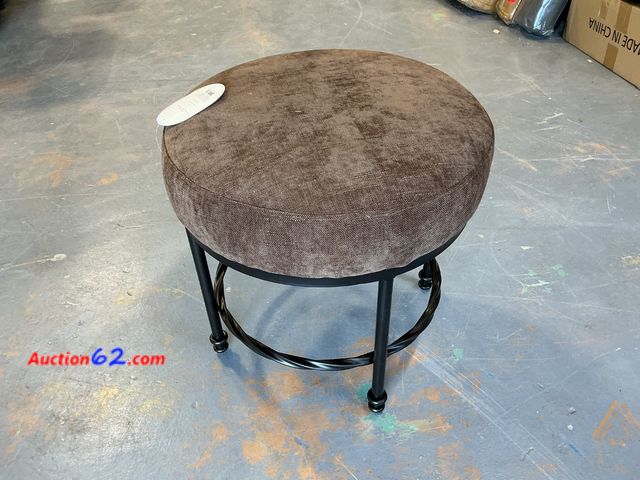 Lot 44-762n - Studio McGee Phoebe Ottoman - Brown Twisted Metal Base Not Tested See All Photo's Appears New, A basic inspection has been given to this ite...