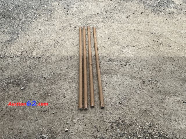 Lot 44-1723w - Lot of 4 Wooden shovel handles  See All Photo's Not Tested Appears New with box damage