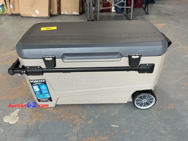 Lot 44-715o - $150 Retail price - Igloo Maxcold Sunset Glide 110 Wheeled Cooler See All Photo's Not Tested Scratched Appears New, A basic inspection has b...