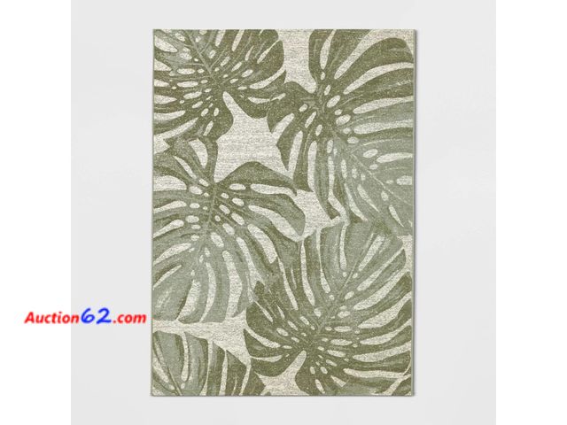 Lot 44-113f - Tropical Leaf Area Rug See All Photo's Appears New, A basic inspection has been given to this item. Sold AS-IS.
