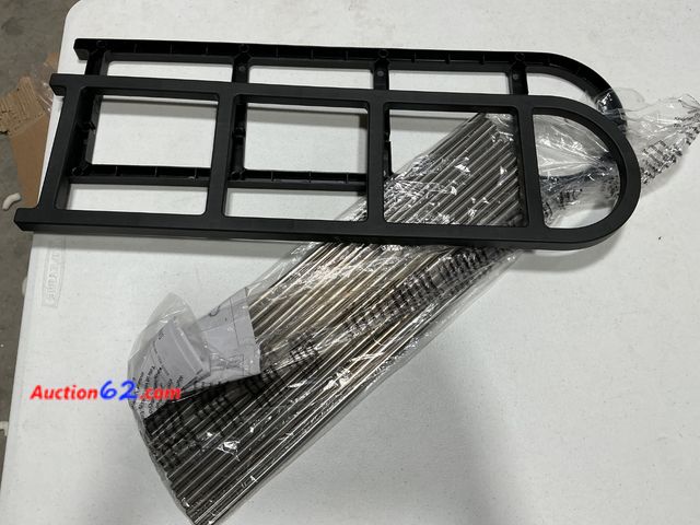 Lot 44-152a - Black Bicycle Rear Rack with Metal Rods See All Photo's Appears New, A basic inspection has been given to this item. Sold AS-IS.