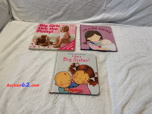 Lot 44-1028m - Lot of (3) children’s books E-Commerce Return, A basic inspection has been given to this item. Sold AS-IS. Used See All Photo's Not Tested