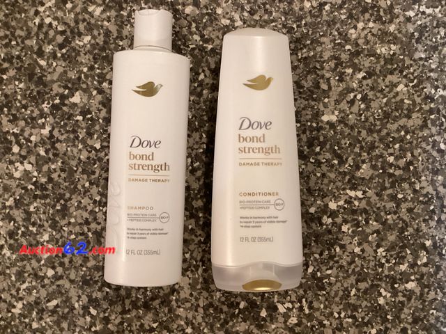 Lot 44-7711b - Lot of Dove bond strength shampoo and conditioner.  Appears New, A basic inspection has been given to this item. Sold AS-IS. See All Photo's