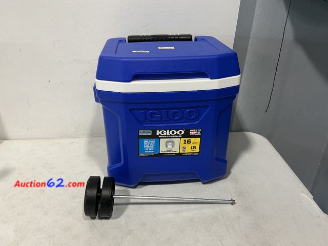 Lot 44-4021m - Igloo Profile II 16 Roller Wheeled Cooler Blue Not Tested See All Photo's E-Commerce Return, A basic inspection has been given to this item....