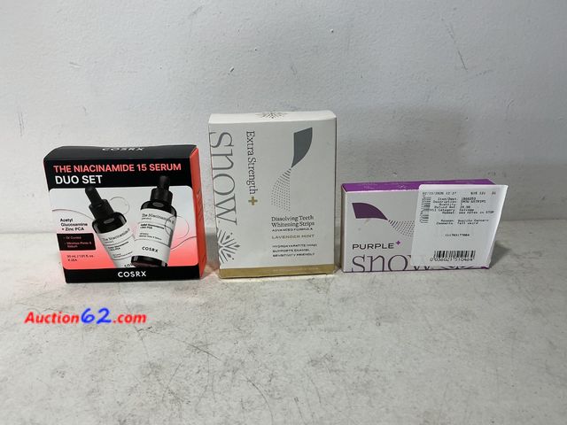 Lot 44-565j - COSRX Niacinamide Serum Duo Set &amp; Snow Whitening Strips Lot See All Photo's Not Tested E-Commerce Return, A basic inspection has been gi...