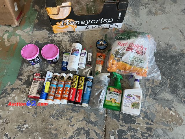 Lot 44-1927i - lot of miscellaneous items E-Commerce Return, A basic inspection has been given to this item. Sold AS-IS. See All Photo's Not Tested