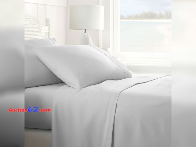 Lot 44-2576w - IENJOY HOME Bed Sheet Set, Ultra Soft 4 Piece, Light Gray, Queen Appears New, A basic inspection has been given to this item. Sold AS-IS. No...