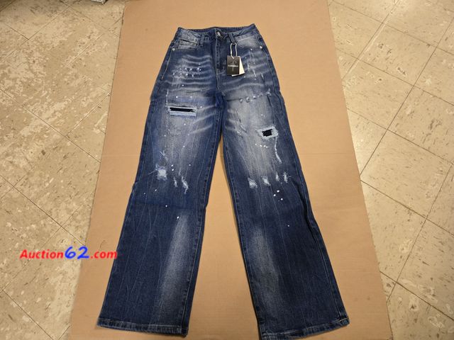 Lot 44-6732t - Size Small Flamingals Women's Straight Leg Mid Rise Ripped Jeans for Women Casual Wide Leg Denim Pants Navy Blue Appears New, A basic inspec...