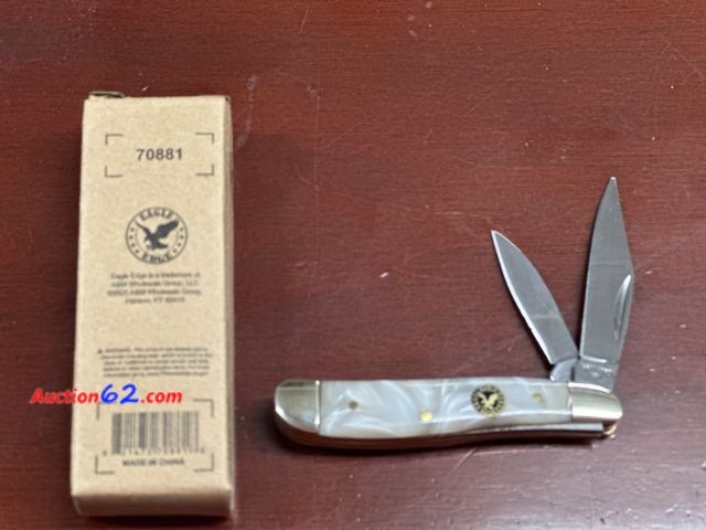 Lot 44-6201w - Eagle edge 2 blade peanut knife multi-color handle 440 stainless steel approximately 3 in long. #70881. New. See All Photo's Tested & Workin...
