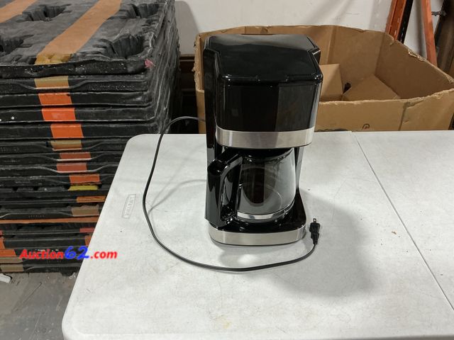 Lot 44-1101j - Amazon Basics 12 Cup Drip Coffee Maker with Glass Carafe (1.9 Qt), Auto Shut-off, Auto Pause, Removable Filter Basket, Black &amp; Silver E-...