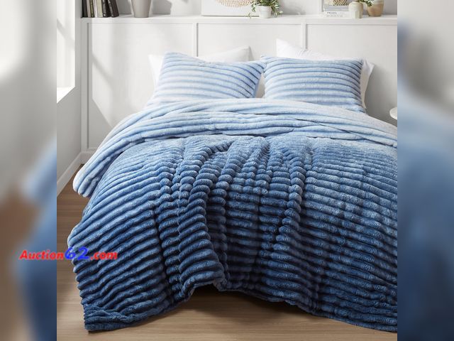 Lot 44-1948i - Intelligent Design Queen Comforter Set, Plush Bedding, Microfiber Reverse, 3 Piece, Lightweight, Super Soft Ribbed Velvet Comforter 2 Shams,...