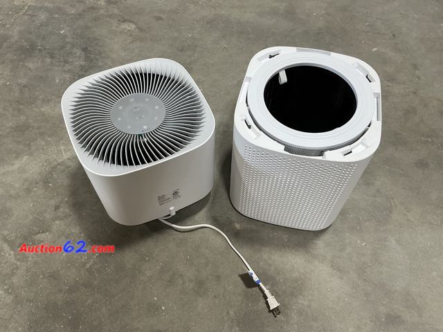 Lot 44-234a - White Air Purifier with Filter See All Photo's E-Commerce Return, A basic inspection has been given to this item. Sold AS-IS. Not Tested