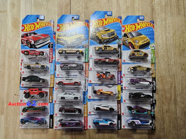 Lot 44-8309j - HUGE LOT OF 24 HOT WHEELS CARS-HIGHLY SOUGHT AFTER "SUMTHIN' FUNNY?" FUMMY CAR, GASSERS, PICK UP, 4X4's, CUSTOM FORD MAVERICK, VINTAGE CARS,...