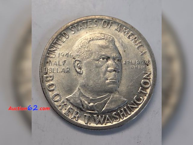 Lot 44-8407w - 1946 COMMEMORATIVE 90% SILVER HALF DOLLAR WITH BOOKER T WASHINGTON.MINTED IN PHILADELPHIA-NT