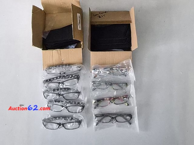 Lot 44-3028f - Lot of 9 Women's Reading Glasses - All +2.25 - Two Styles - All New with Cases - See Pictures for Styles of Glasses Appears New, A basic ins...